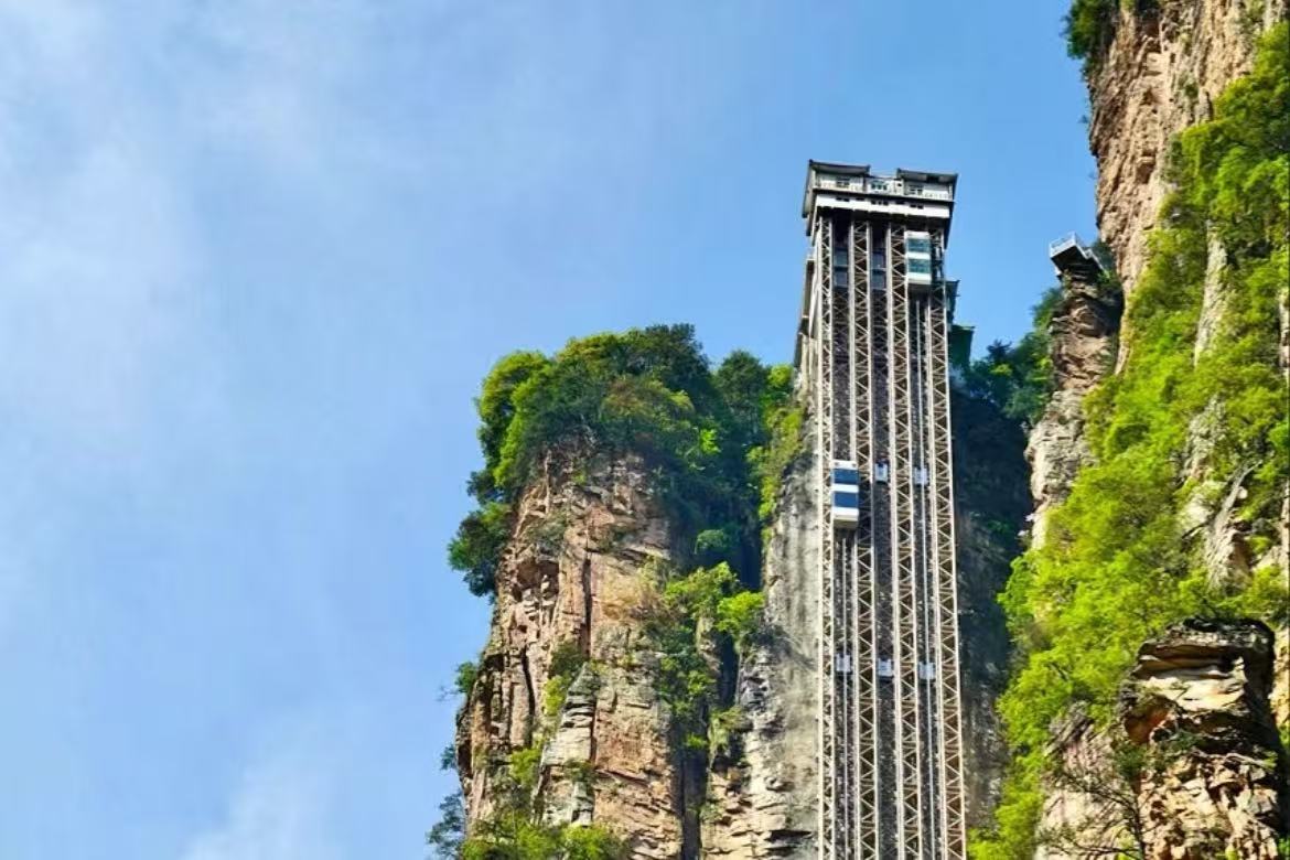 Bailong Elevator